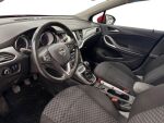 Opel Astra 2018 Punainen