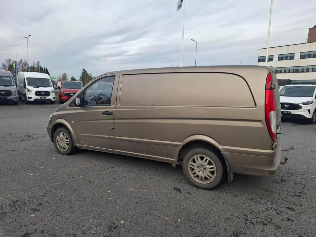 Mercedes-Benz Vito 2012 Ruskea (beige)