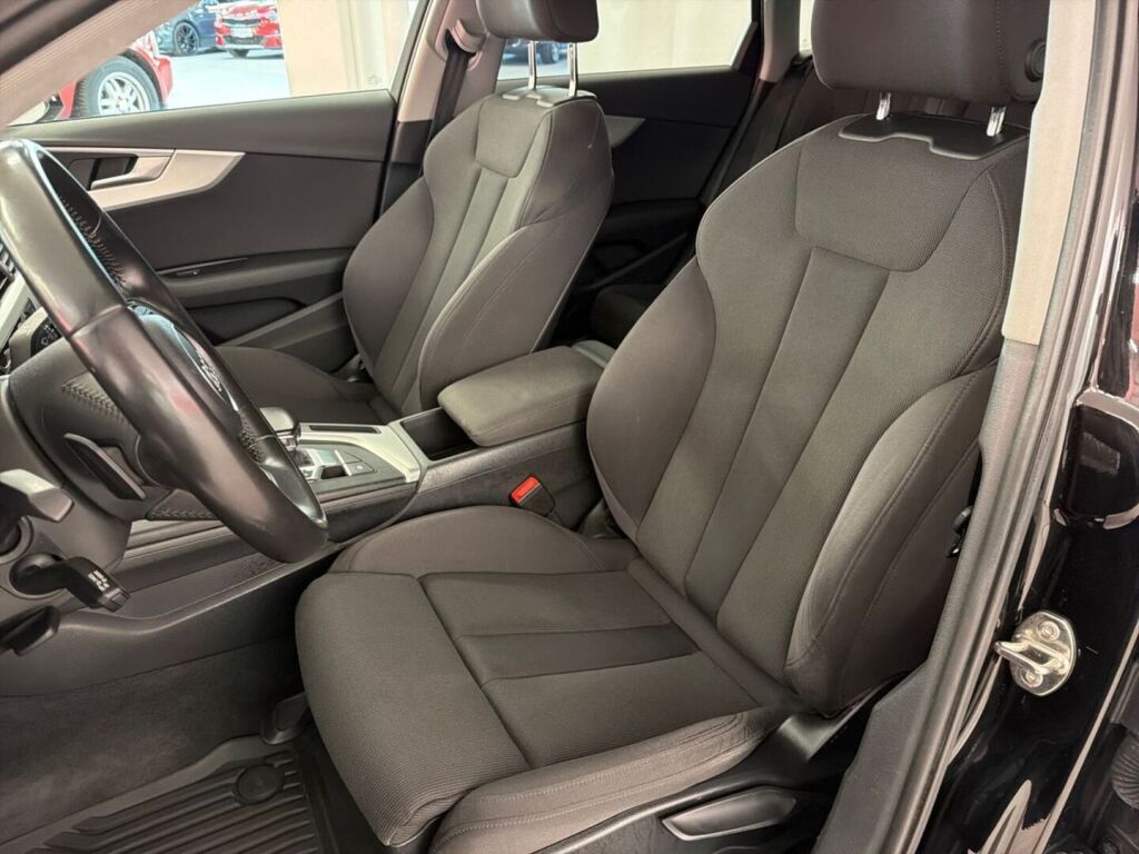 Audi A4 2016 Musta