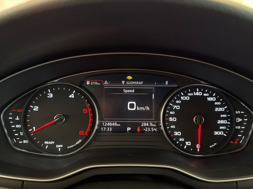 Audi A4 2016 Musta
