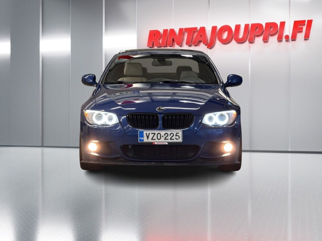 BMW 330 2011 Sininen