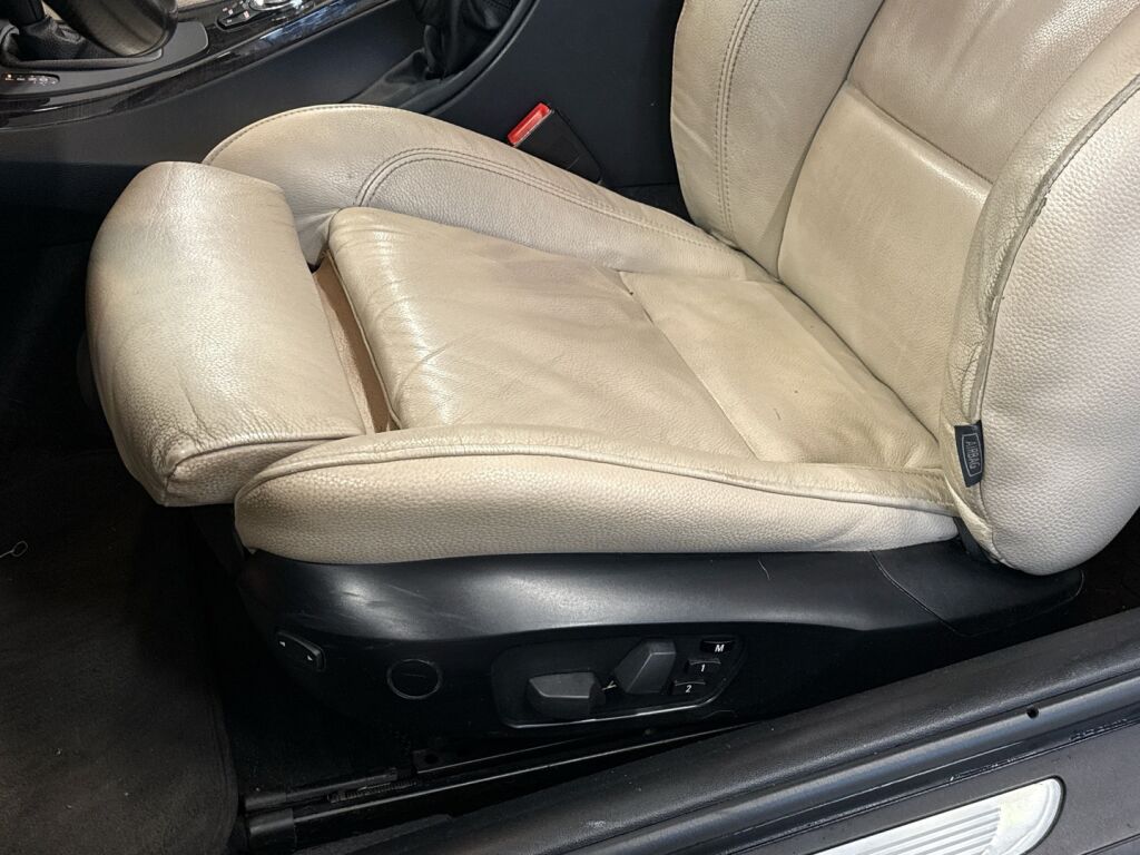 BMW 330 2011 Sininen