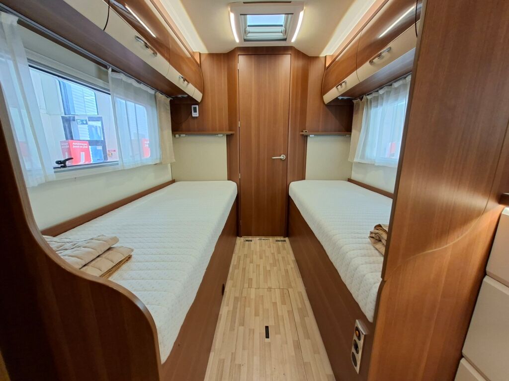 LMC Cruiser T 712 Comfort 2018 Valkoinen