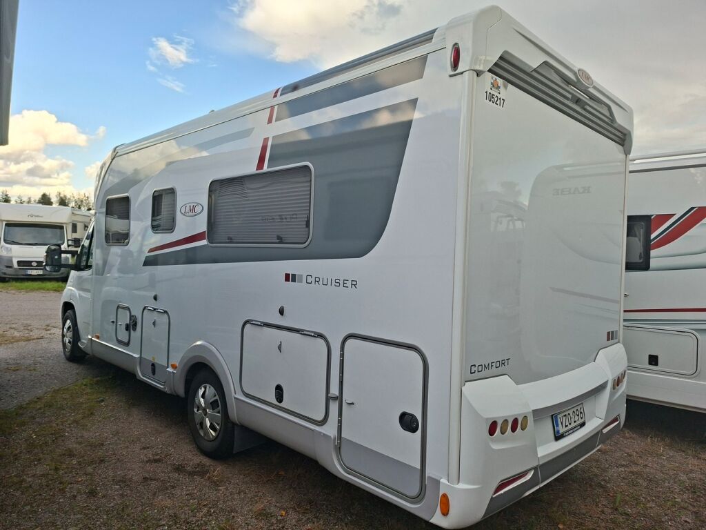 LMC Cruiser T712 Puoli-Integroitu 2018 Valkoinen