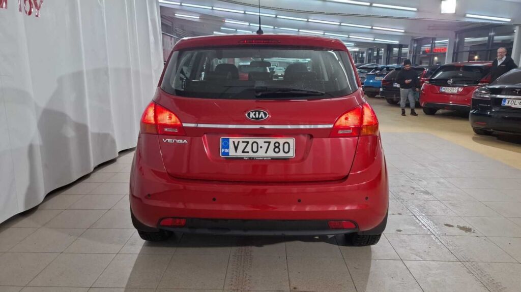 Kia Venga 2018 Punainen