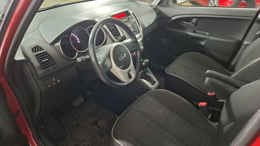 Kia Venga 2018 Punainen