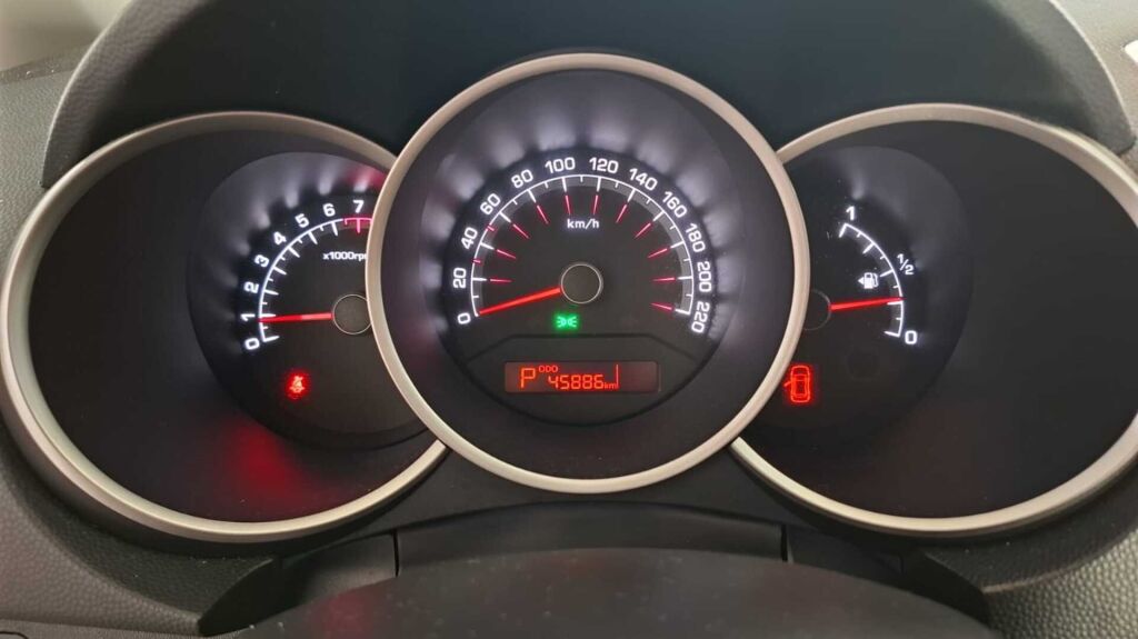 Kia Venga 2018 Punainen