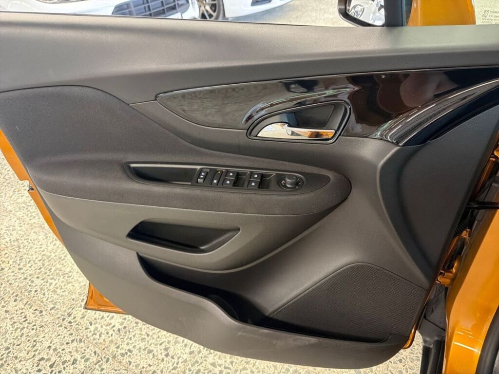 Opel Mokka 2018 Punainen
