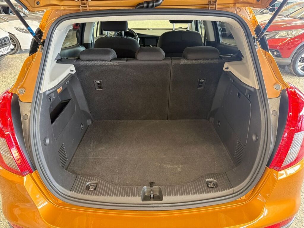 Opel Mokka 2018 Punainen