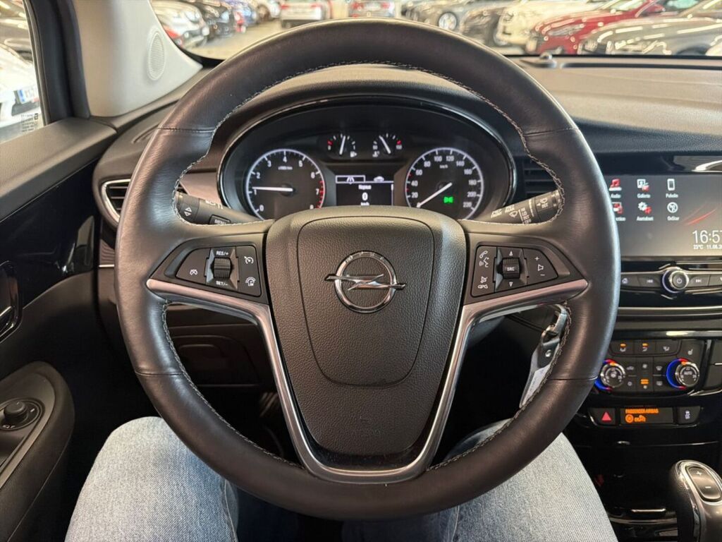 Opel Mokka 2018 Punainen