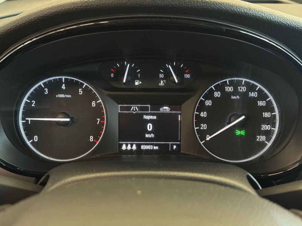 Opel Mokka 2018 Punainen