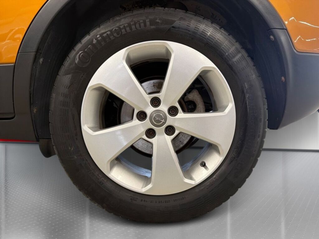 Opel Mokka 2018 Punainen