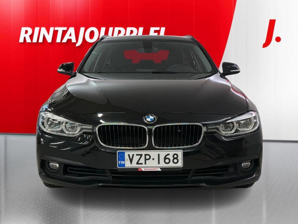 BMW 318 2018 Musta