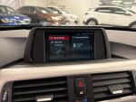 BMW 318 2018 Musta