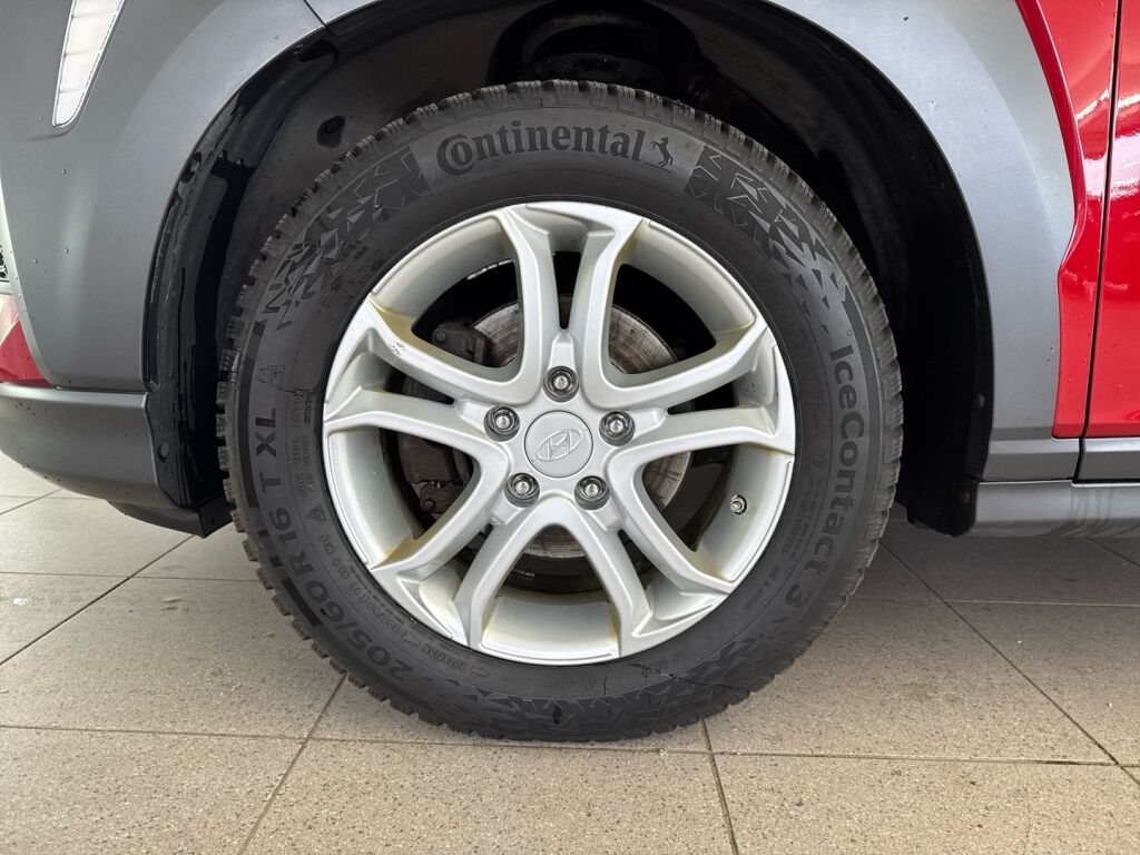 Hyundai KONA 2018 Punainen