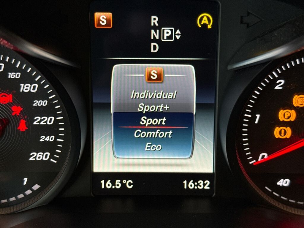 Mercedes-Benz C 2014 Sininen