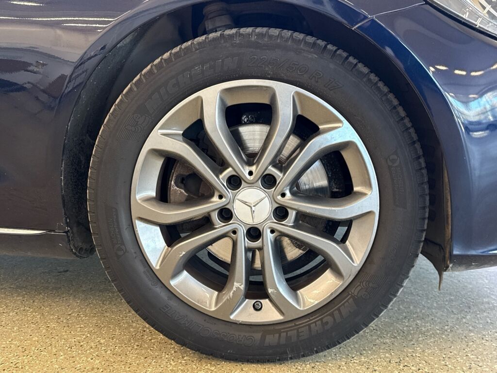 Mercedes-Benz C 2014 Sininen