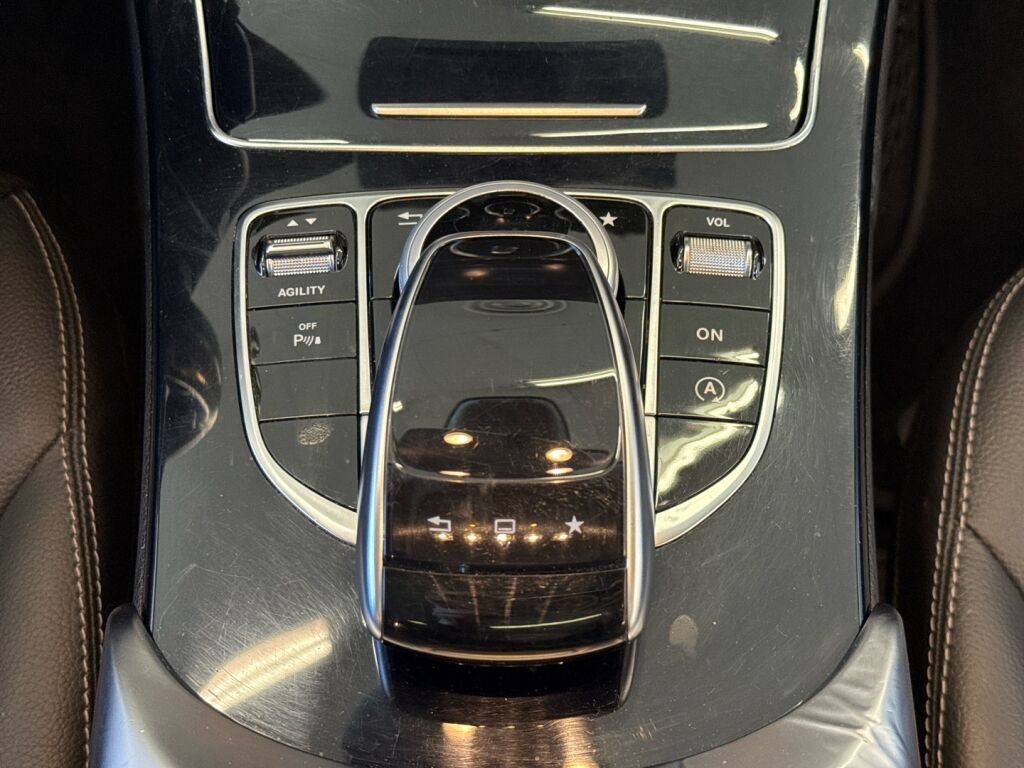 Mercedes-Benz C 2014 Sininen