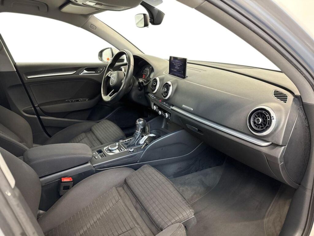 Audi A3 2018 Hopea