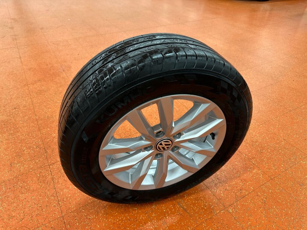 Volkswagen Passat 2018 Harmaa