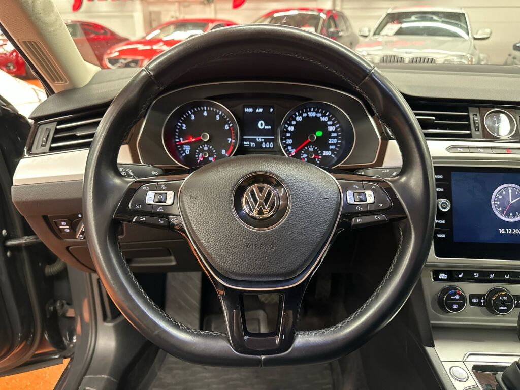 Volkswagen Passat 2018 Harmaa