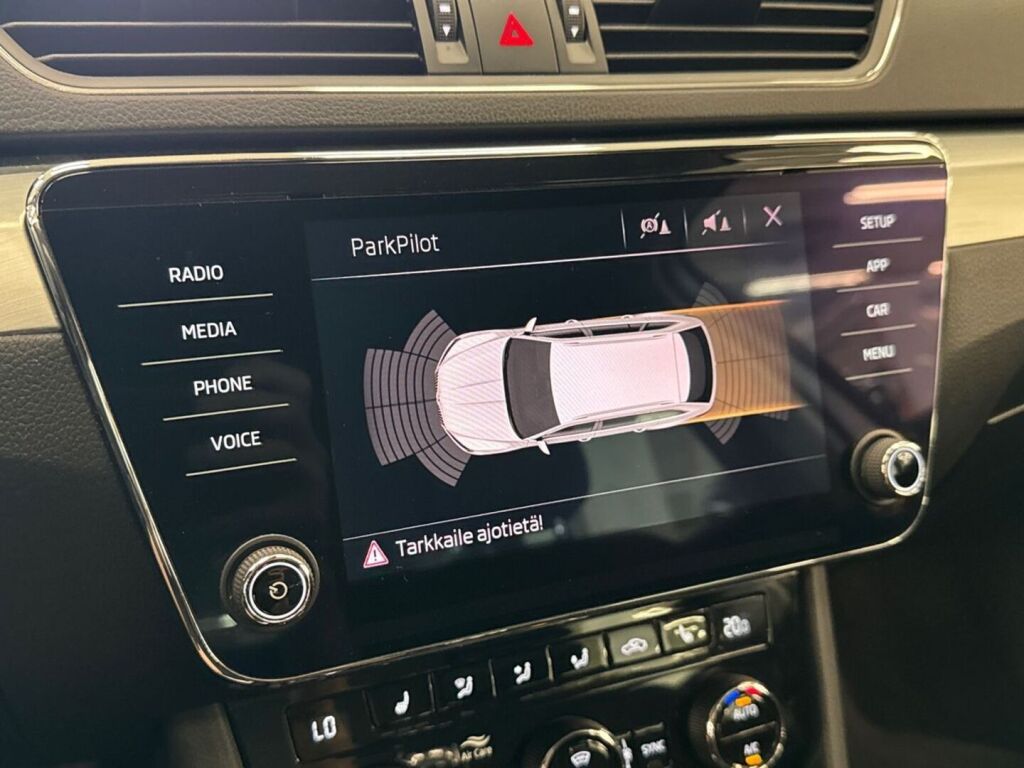 Skoda Superb 2017 Harmaa