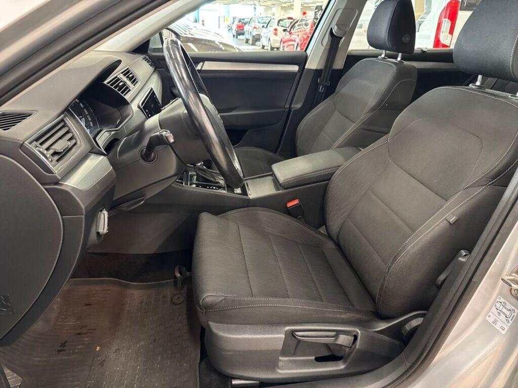 Skoda Superb 2017 Harmaa