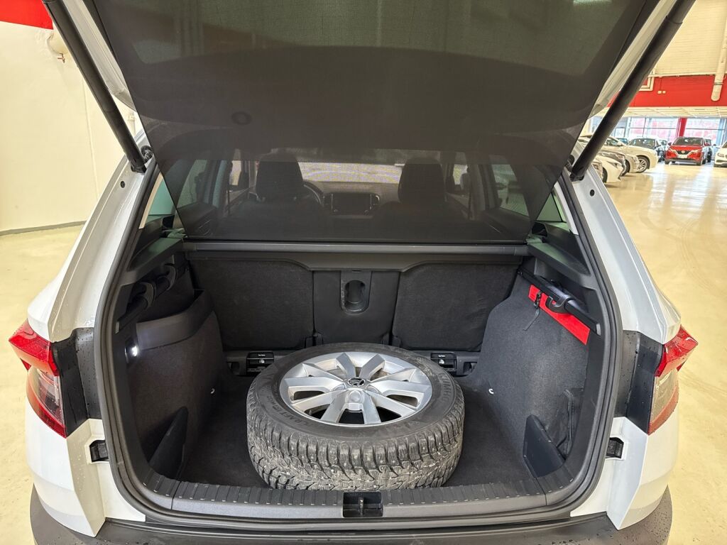 Skoda Karoq 2018 Valkoinen