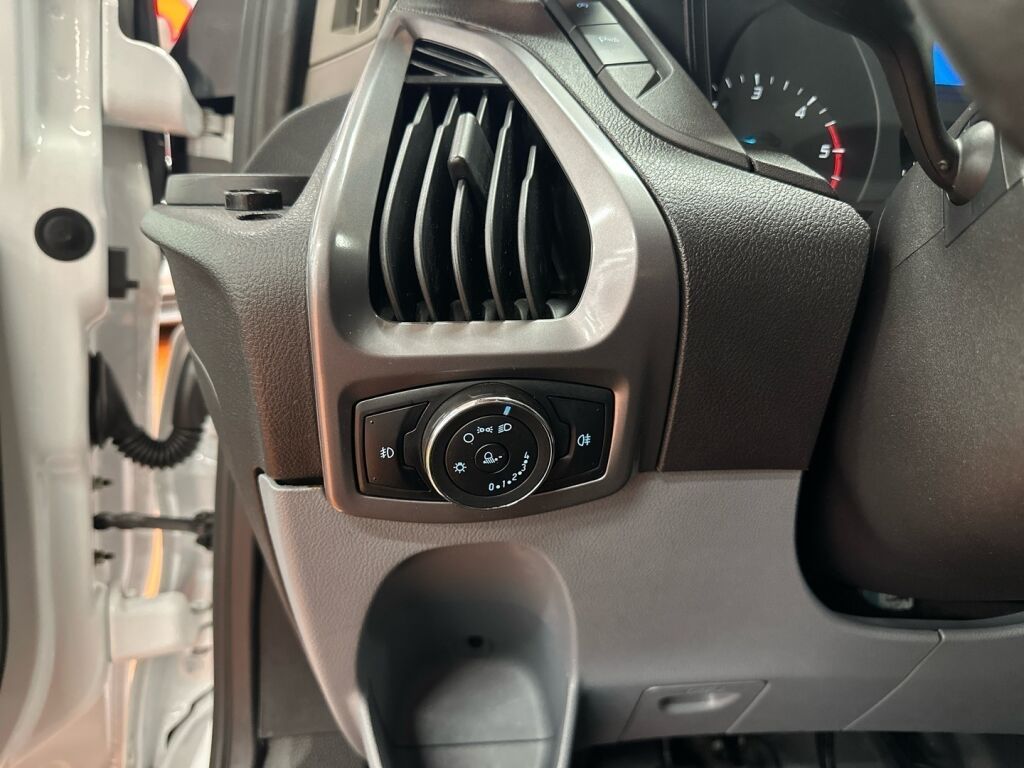 Ford Transit Custom 2018 Valkoinen