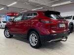 Nissan Qashqai 2017 Punainen