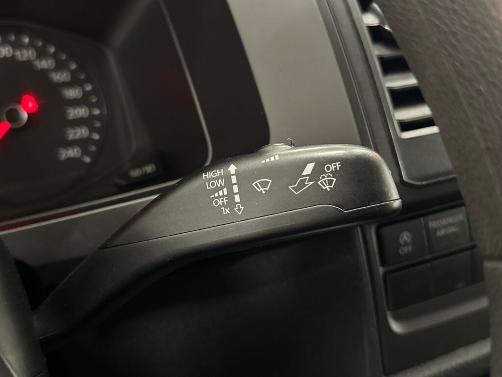 Volkswagen Transporter 2018 Valkoinen