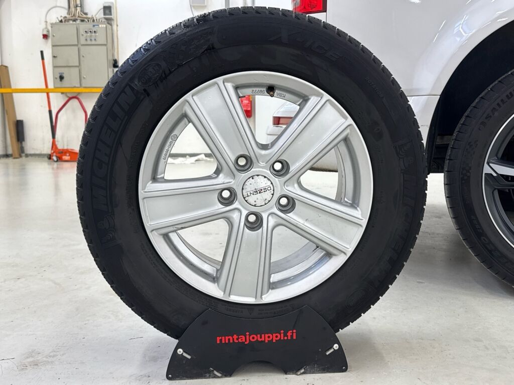 Volkswagen Transporter 2018 Valkoinen