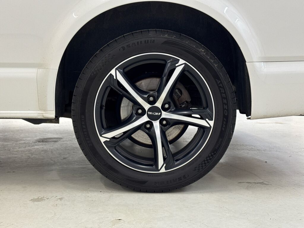 Volkswagen Transporter 2018 Valkoinen