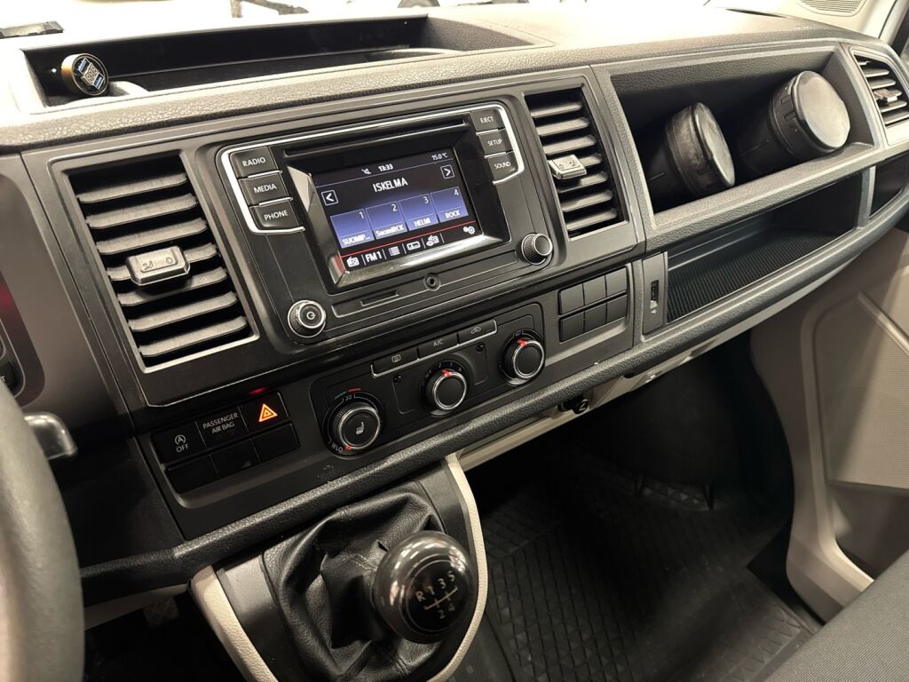 Volkswagen Transporter 2018 Valkoinen