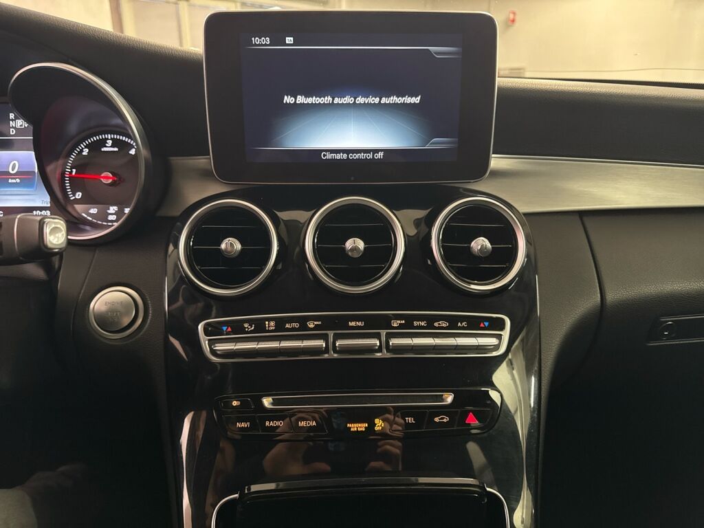 Mercedes-Benz C 2015 Sininen