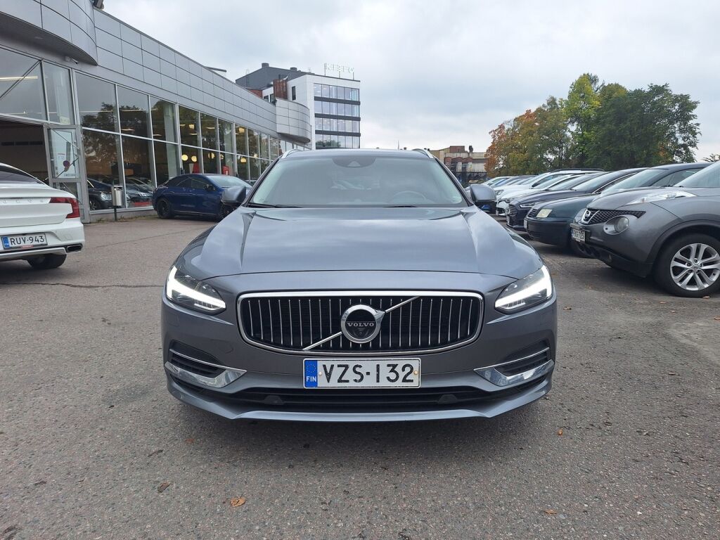 Volvo V90 2018 Harmaa