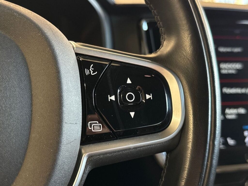 Volvo V90 2018 Harmaa