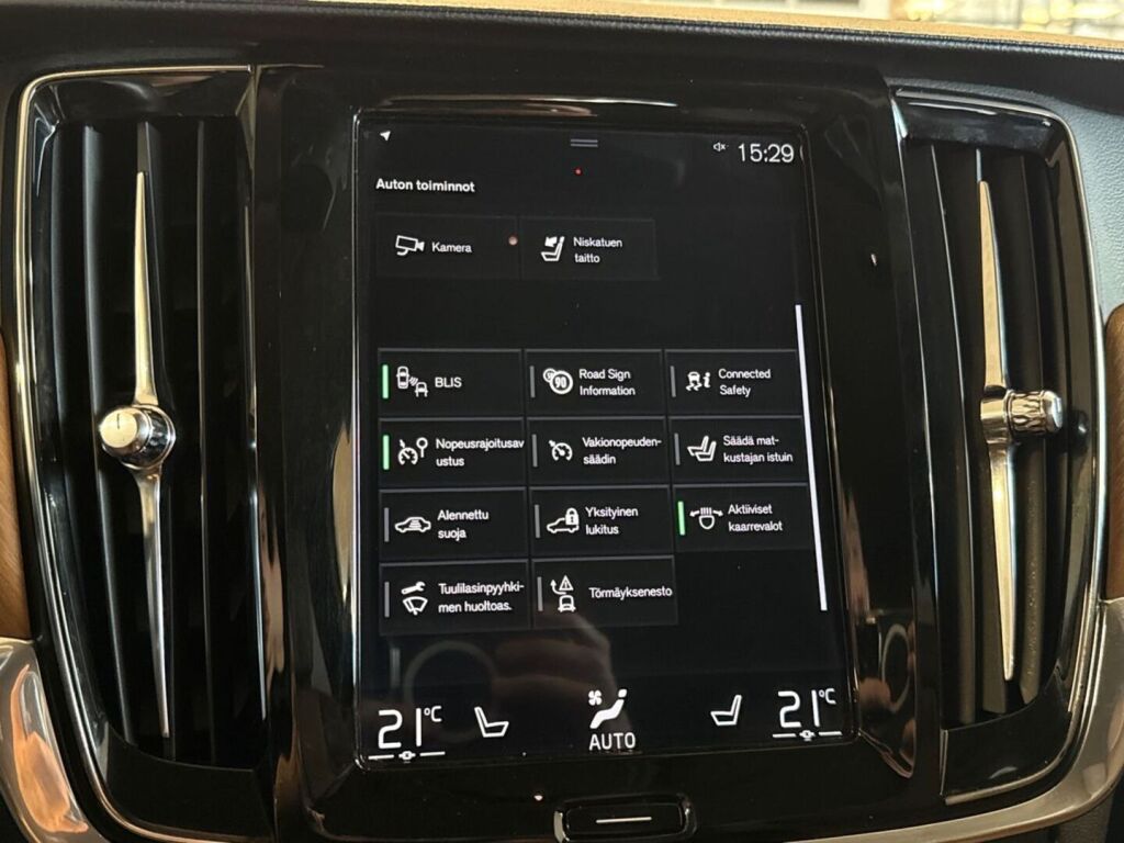 Volvo V90 2018 Harmaa