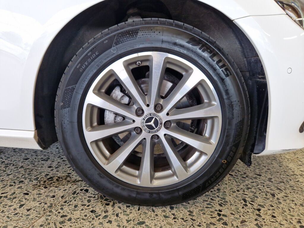 Mercedes-Benz E 2018 Valkoinen