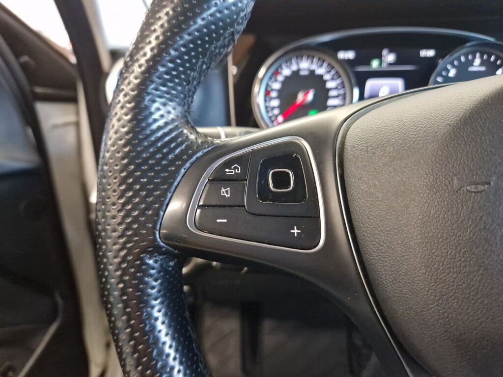 Mercedes-Benz E 2018 Valkoinen