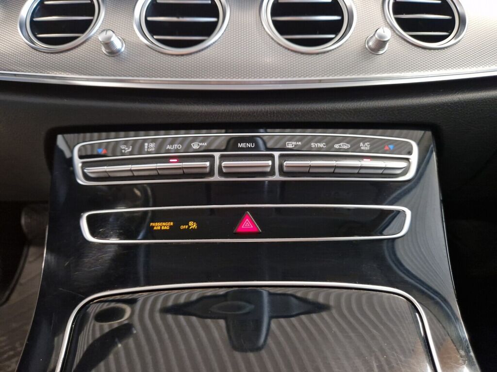 Mercedes-Benz E 2018 Valkoinen