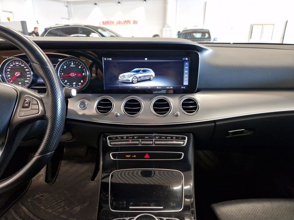 Mercedes-Benz E 2018 Valkoinen