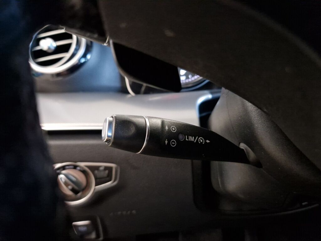 Mercedes-Benz E 2018 Valkoinen