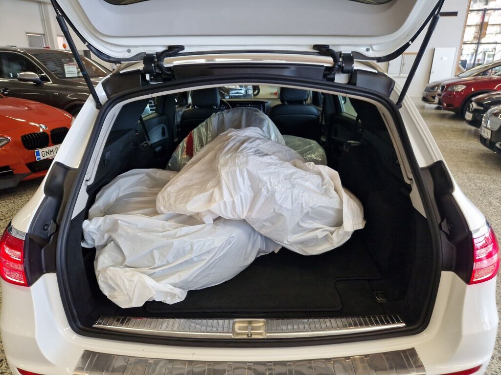 Mercedes-Benz E 2018 Valkoinen