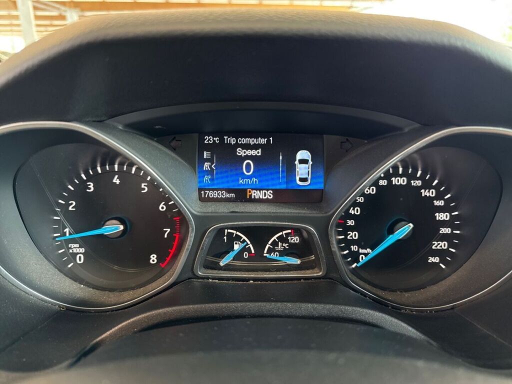 Ford Focus 2018 Valkoinen