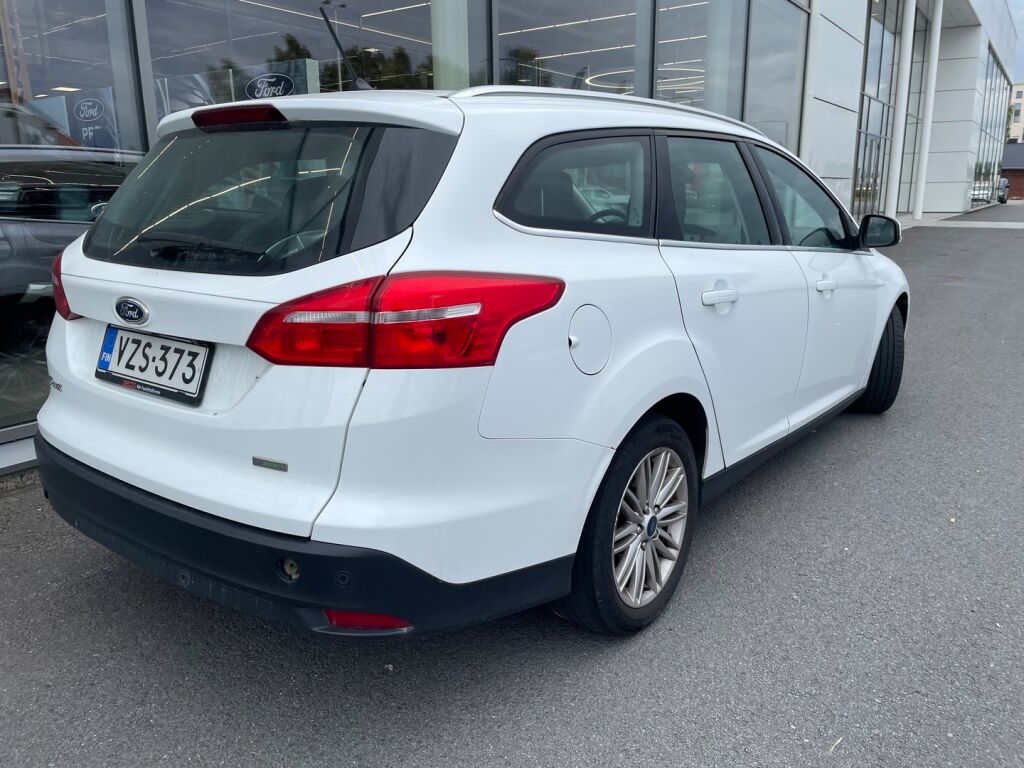 Ford Focus 2018 Valkoinen