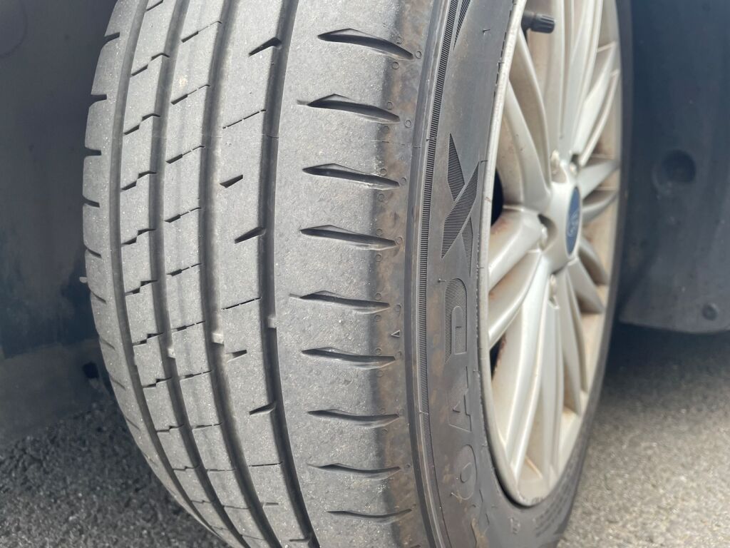Ford Focus 2018 Valkoinen