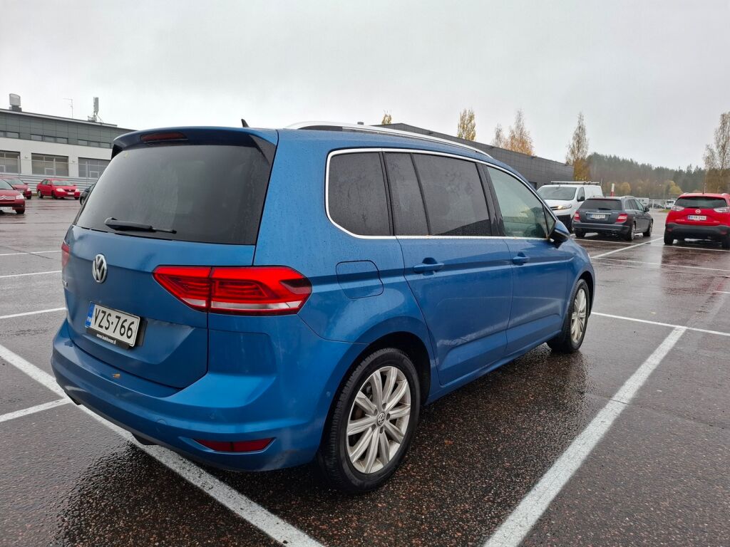 Volkswagen Touran 2018 Sininen