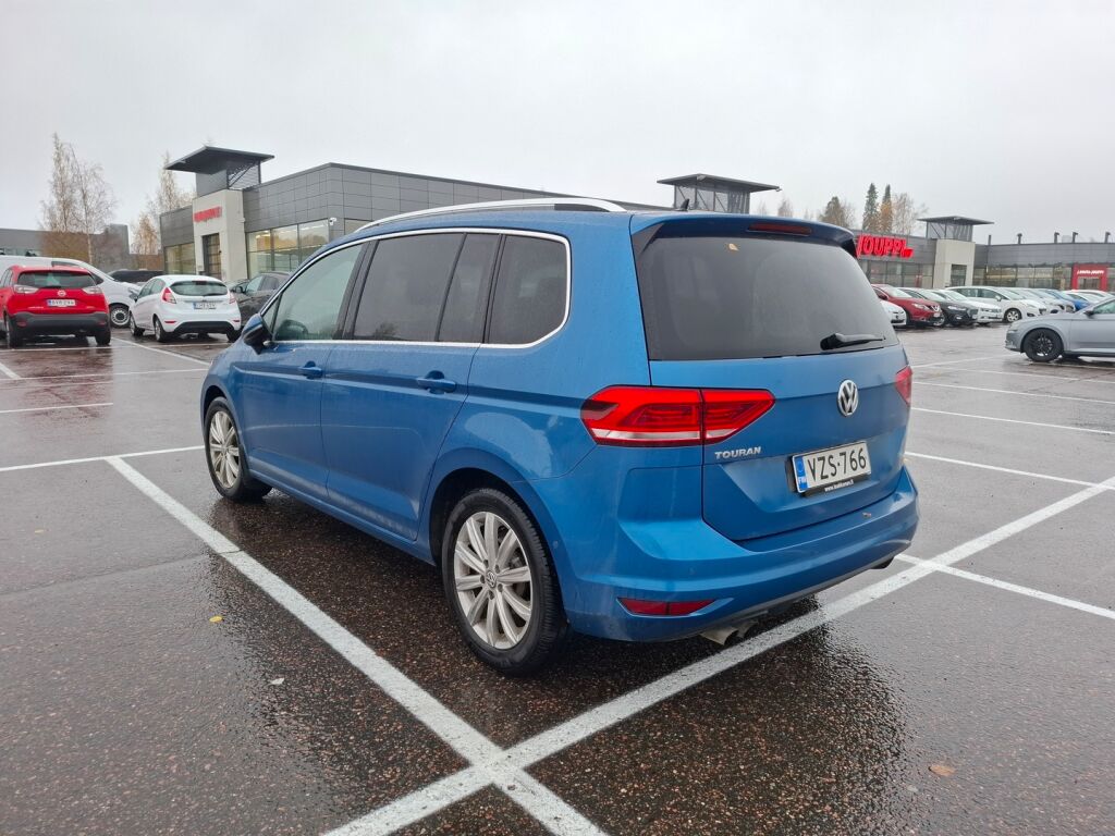 Volkswagen Touran 2018 Sininen