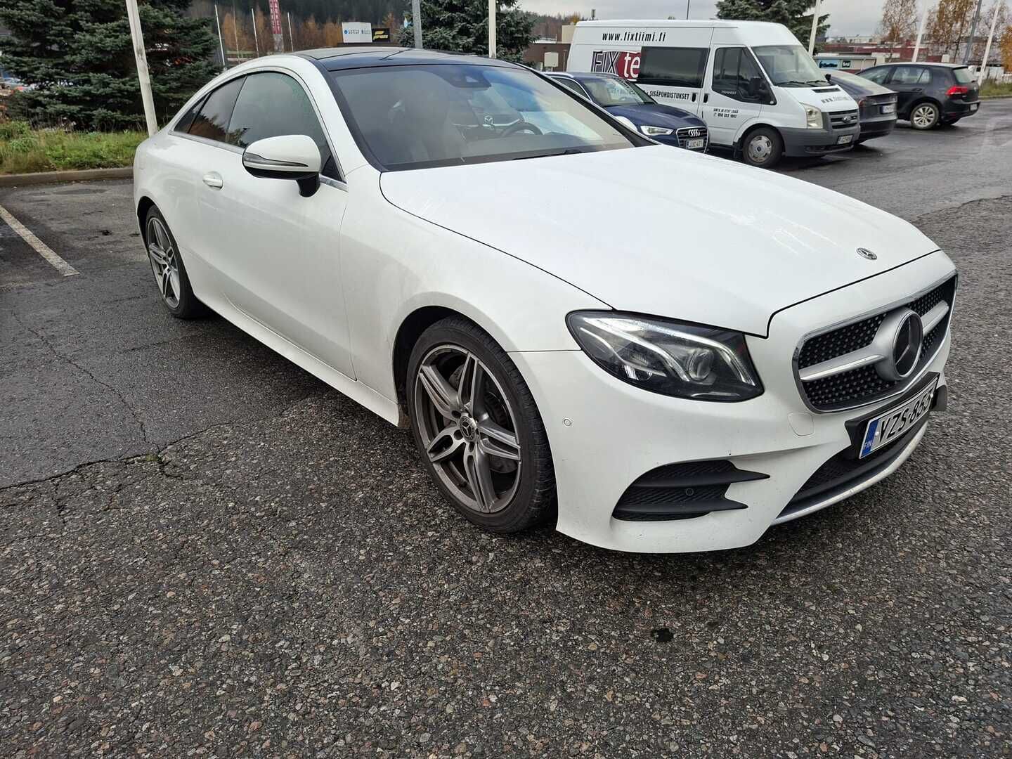 Mercedes-Benz E